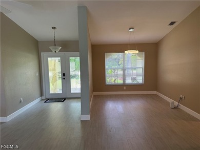 CAPE ROYAL a gated golf course community. located in desirable - photo 10