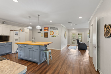 Waterfront Lakehouse on Lake Cherokee! - photo 6