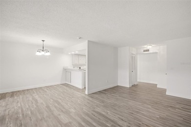 Welcome to Edgewater Manor - one of Punta Gorda's most - photo 6