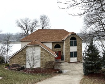 Lake Home Off Market in Lawrenceburg, Indiana