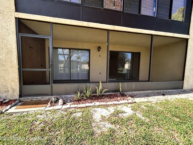 Charming Ground floor 2-bedroom, 2-bath condo light and bright - photo 18