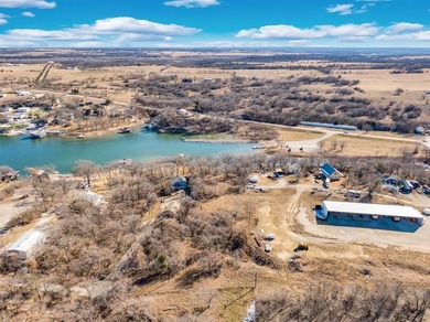 Escape to nature with this beautiful 1.45 acre lakeside property - photo 21