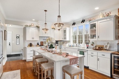 Rare 100 acre legacy estate with two distinct residences with - photo 29