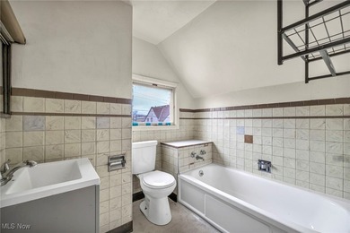 Investor opportunity: four-bedroom, two-bath single-family home - photo 30