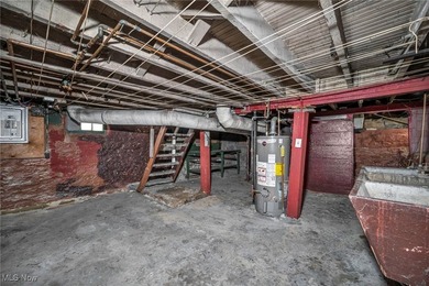 Investor opportunity: four-bedroom, two-bath single-family home - photo 34