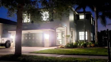 This beautiful 4-bedroom, 2.5-bathroom home with loft, 2 car - photo 2
