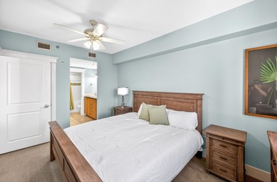 Discover relaxed coastal living in this beautifully furnished - photo 14