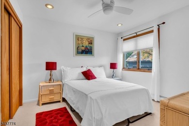 Escape to your own private lakefront retreat on Lake Hopatcong - photo 16