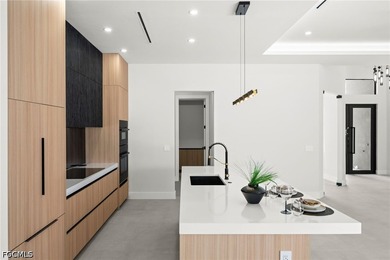 Experience luxury waterfront living in this stunning - photo 10