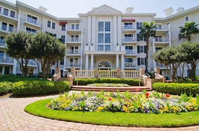 Discover relaxed coastal living in this beautifully furnished - photo 22