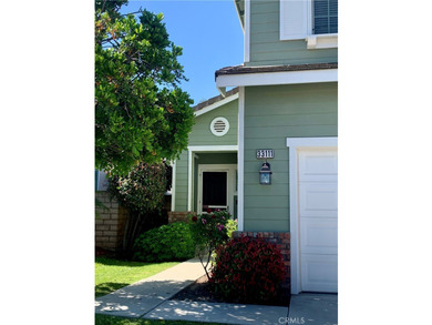 Experience resort-style living in this beautiful 3-bedroom - photo 2