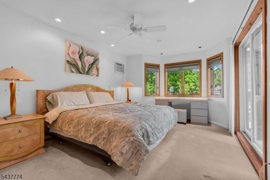 Escape to your own private lakefront retreat on Lake Hopatcong - photo 25