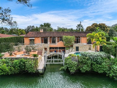 Waterfront Villa on the S. Gables Waterway.Boaters Dream or live - photo 7
