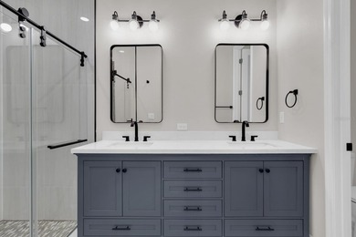 BRAND NEW CONSTRUCTION, ORIGINAL MODEL. UNIQUE AND LUXURY STYLE - photo 31