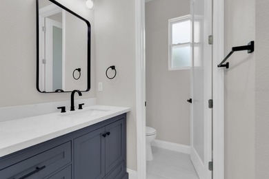 BRAND NEW CONSTRUCTION, ORIGINAL MODEL. UNIQUE AND LUXURY STYLE - photo 34