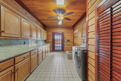 Rustic and Luxury are a wonderfully blended match in this unique - photo 7