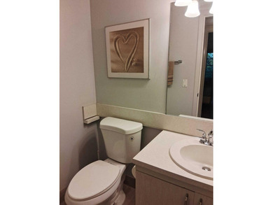 Welcome to this well-appointed 2-bedroom, 1.5-bathroom - photo 10