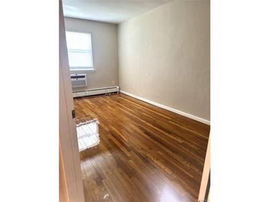 Rare opportunity in the sought-after Country Club area. This - photo 7