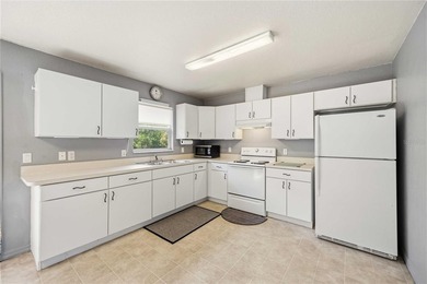 Virtually Staged. This affordable 2009 home offers the perfect - photo 4