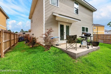 Welcome to this spacious 3-bedroom, 2.5-bath home featuring a - photo 19