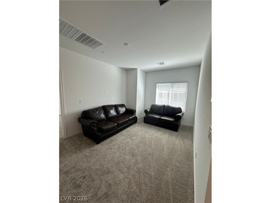 A delightful 3-bedroom, 3-bathroom townhouse in the heart of the