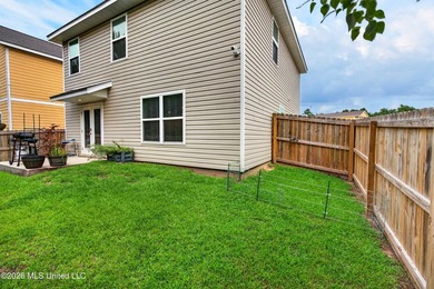 Welcome to this spacious 3-bedroom, 2.5-bath home featuring a - photo 21