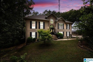 Emerald Lake Home For Sale in Pinson Alabama