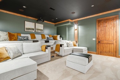 Windy Hill Lodge is an extraordinary mountain retreat set on 6.3 - photo 41