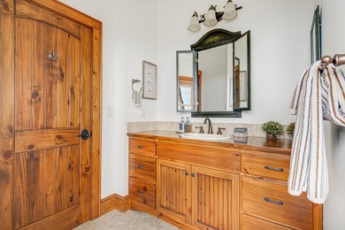 Windy Hill Lodge is an extraordinary mountain retreat set on 6.3 - photo 43