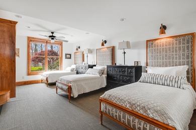 Windy Hill Lodge is an extraordinary mountain retreat set on 6.3 - photo 44