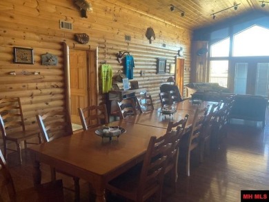 River Lodge features; 7 bedrooms, 9 baths, large conference room