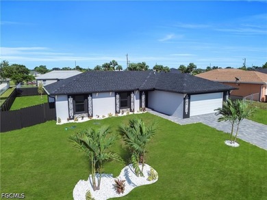 Welcome to your dream home in Cape Coral! This stunning - photo 3