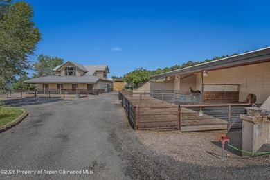 Welcome to Paradise Ridge. This 70-acre Missouri Heights ranch - photo 26