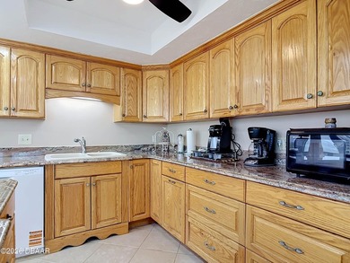 Experience the ultimate beachfront lifestyle at the Nautilus - photo 8