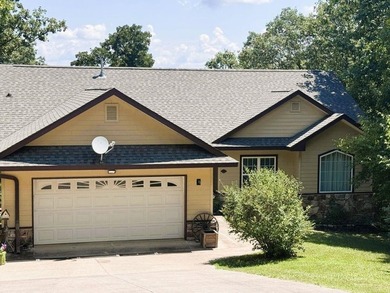 BEAUTIFUL HOME-PRIVATE LOCATION -ON LAKE OMAHA-Ski Lake. 1-OWNER - photo 2