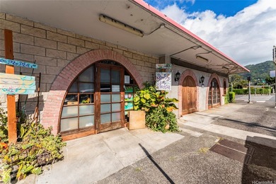 A rare chance to acquire a fully occupied, multi-tenant property - photo 8
