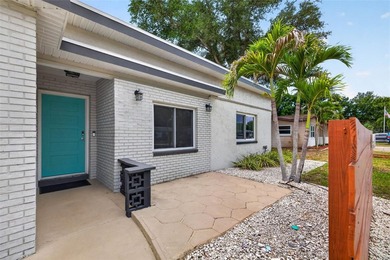 Welcome to your own private oasis in vibrant Gulfport! - photo 4
