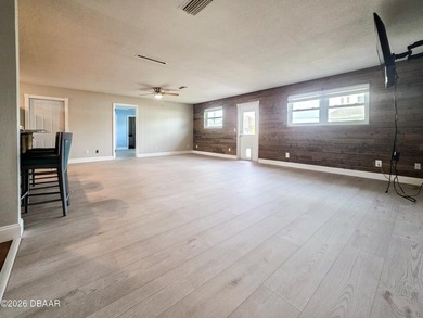 Beachside Living at Its Best! This move-in ready 3-bedroom - photo 8