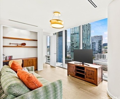 Highly upgraded luxury 3 beds, 2.5 baths residence at Waiea - photo 12
