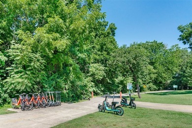 Beautiful home on 1.5 Acres in the Heart of Town - Near Lake - photo 49