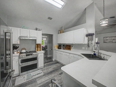 Move-in ready CBS home on a quiet street! Great location in the - photo 9