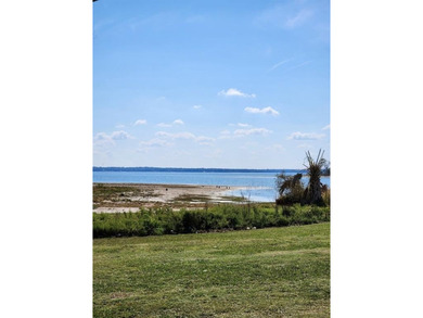 Richland Chambers Lake Lot For Sale in Kerens Texas