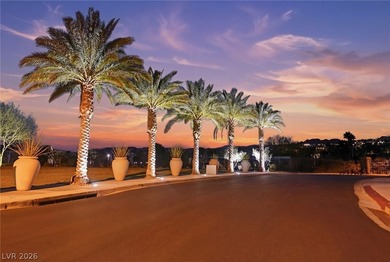 IMPROVED LISTING PRICE! Discover comfort and sophistication in - photo 13