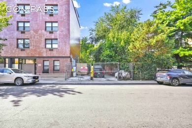 Vacant Lot for Development Lot Size: 3,000 SF Zoning: R7A with - photo 14