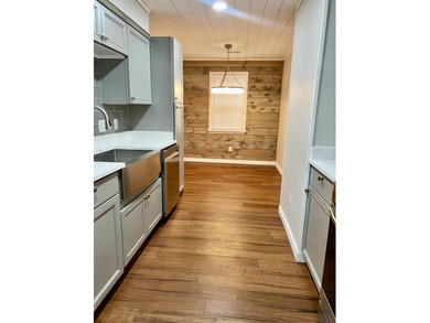 Chickamauga Lake Townhome/Townhouse For Sale in Hixson Tennessee