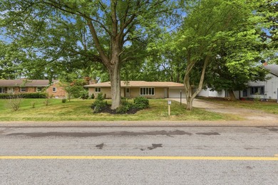 Completely Remodeled Brick Ranch with Attached Garage close to - photo 2