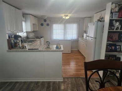 Great Floor Plan Single Wide Mobile Home in Silk Oak, a - photo 22