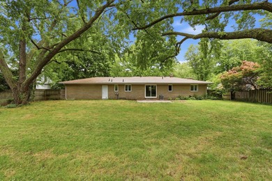 Completely Remodeled Brick Ranch with Attached Garage close to - photo 3