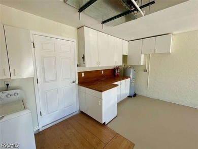 Move-in ready! Start packing for this bright and airy 3 bedroom - photo 30