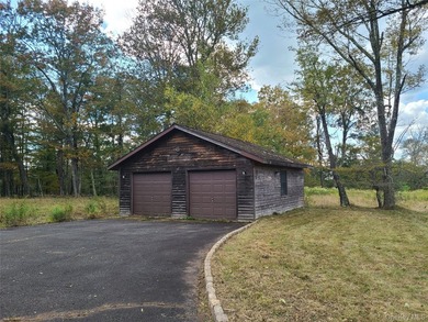 An exceptional opportunity in the heart of the Sullivan - photo 3